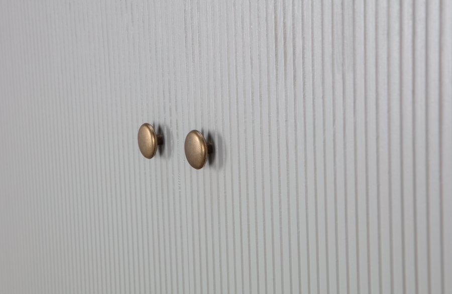 WOOOD Madu TV-bord, m. 4 lger og 2 hylder - skygr fyrretr og metal (160x46)