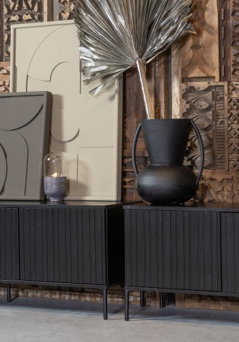 WOOOD EXCLUSIVE New Gravure TV-bord, m. 3 push to open lger - sort fyrretr og sort metal (B:150)