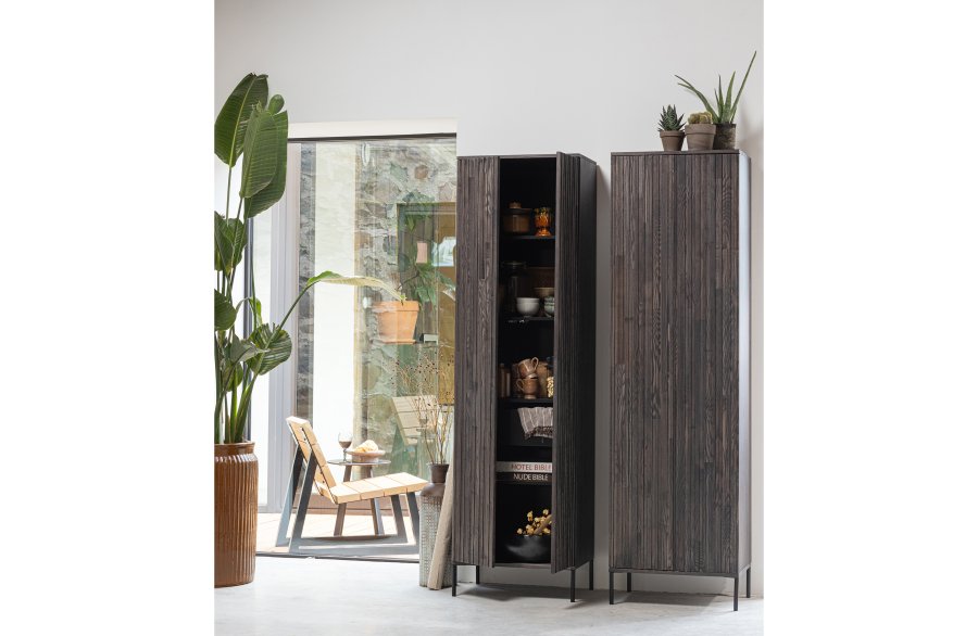 WOOOD EXCLUSIVE New Gravure skab, m. 2 push to open lger, 1 skuffe - espresso askefinér/sort metal