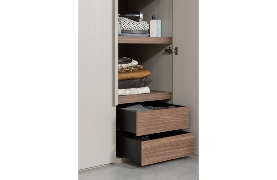 WOOOD Rens garderobeskab, m. 2 lger, 3 hylder, 1 bjlestang, 2 skuffer - stengr/brun valnddefinér