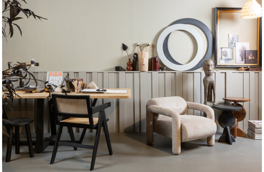 WOOOD EXCLUSIVE Gunn spisebordsstol, m. armln - natur rattan og sort fyrretr