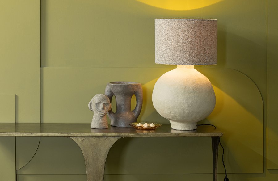 BEPUREHOME Collection bordlampe, hndformet - natur papmaché (H:53)