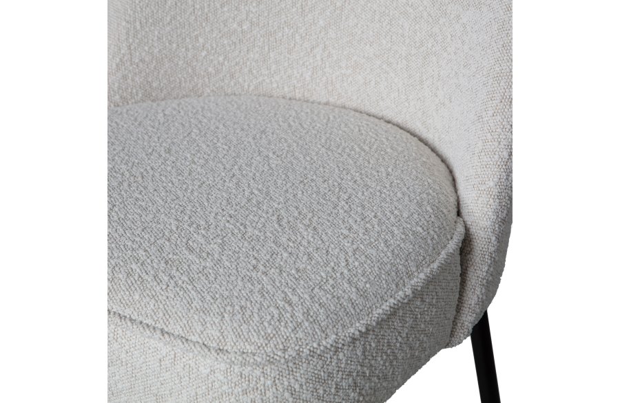 BEPUREHOME Vogue spisebordsstol - natur bouclé polyester stof og sort metal