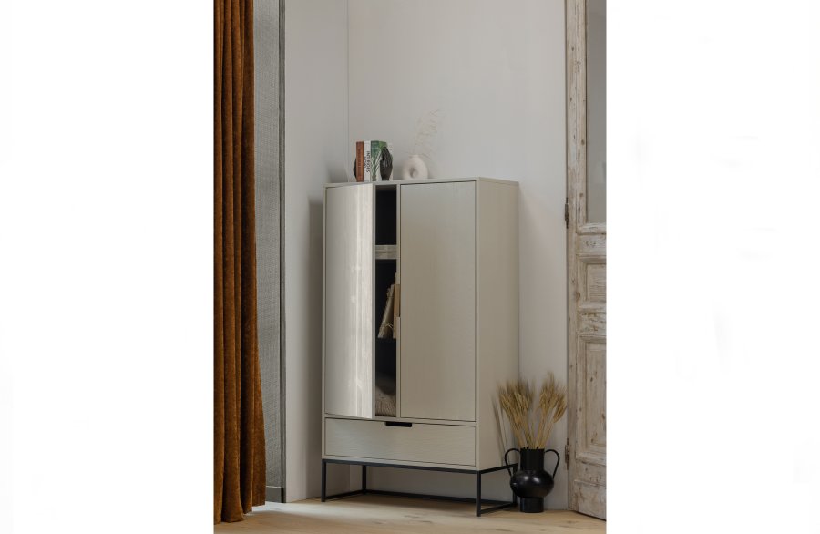 WOOOD Silas garderobeskab, 2 lger, 4 hylder, 1 skuffe - dust (gr/sand) brstet fyrretr og metal