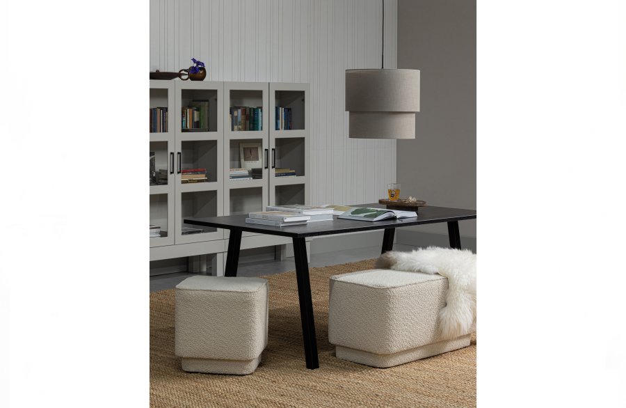 WOOOD Tablo spisebord, rektangulr - Blacknight egetr og firkantet ben sort metal (220x90)