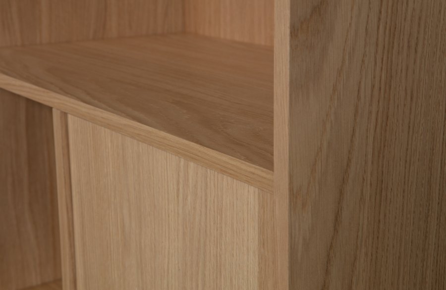 VTWONEN Modulair overskab, m. 3 push to open lger og hylder - natur mat egetrsfinér (77x40)