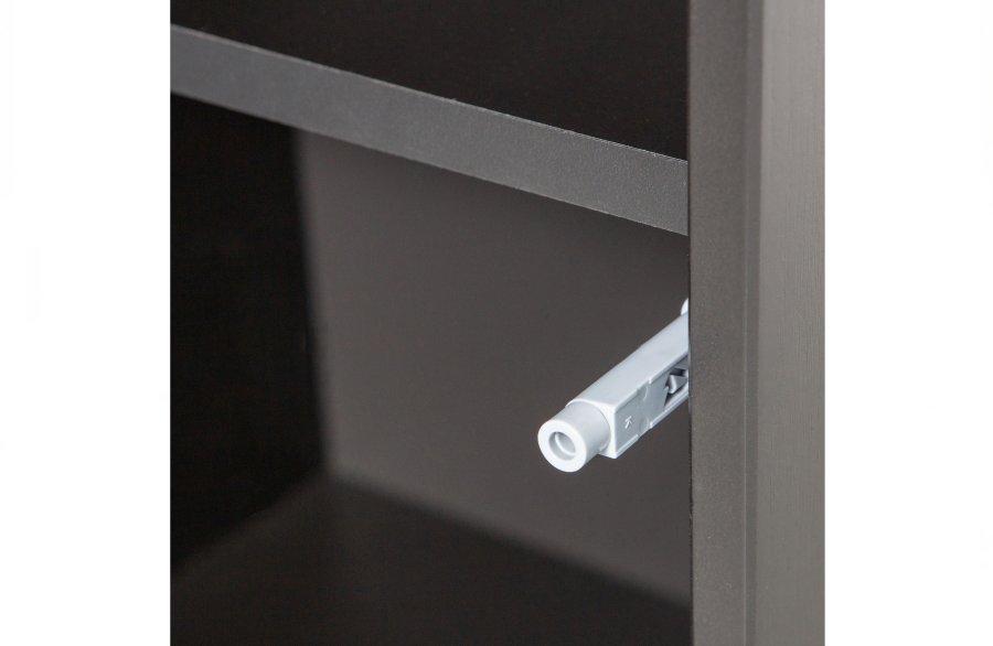 WOOOD Teun skab, m. 1 push to open lge og 4 hylder - sort fyrretr