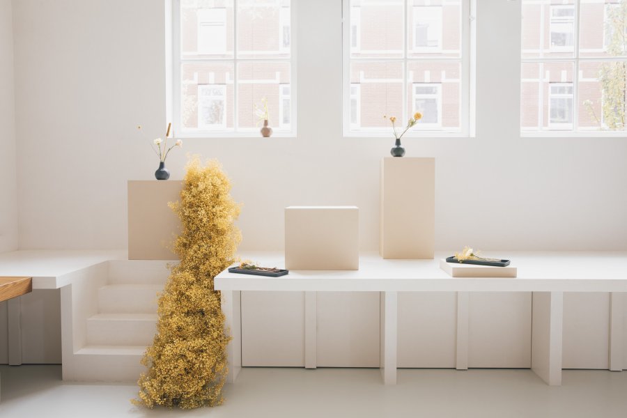 ZUIVER Rebel bakke, rektangulr - lyserd og bl aluminium (st med 2)