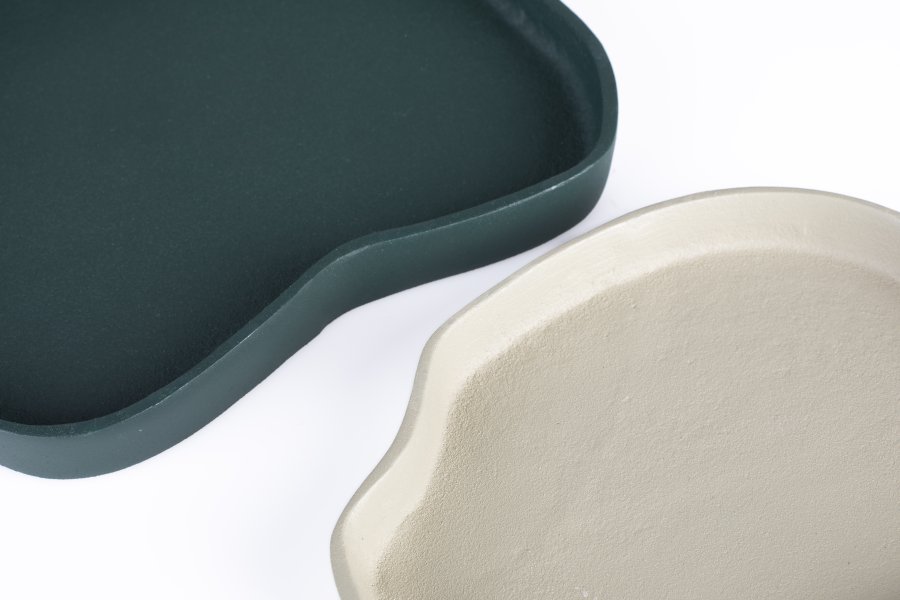 ZUIVER Revolt bakke, organisk - elfenben og grn aluminium (st med 2)