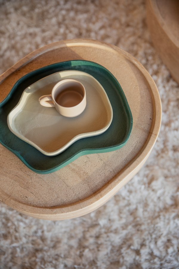 ZUIVER Revolt bakke, organisk - elfenben og grn aluminium (st med 2)