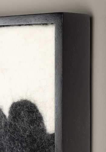 DUTCHBONE Samudra vgdekoration, rektangulr - sort uld og mangotr (94x56)