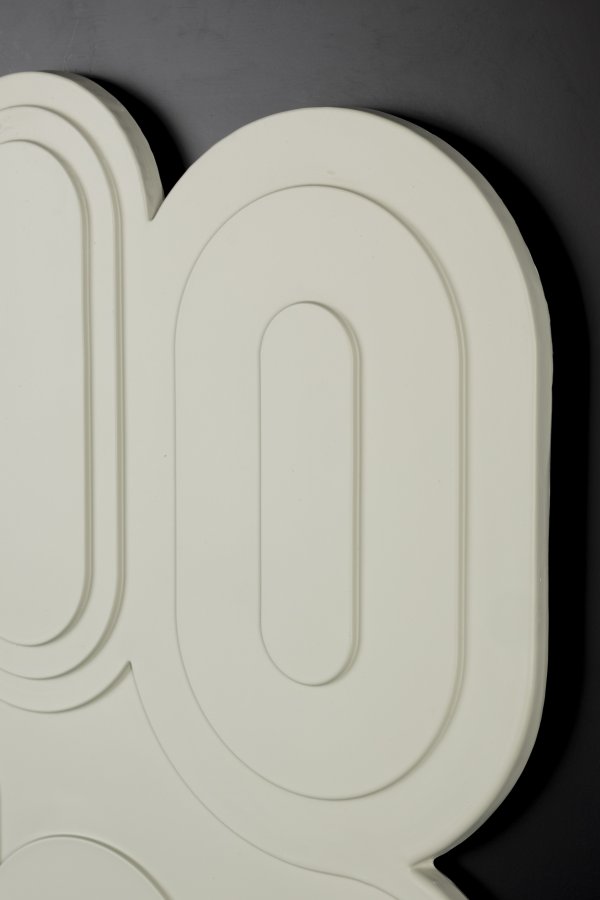 ZUIVER August vgdekoration 3D, rektangulr - hvid gips og sort trramme (64x52)