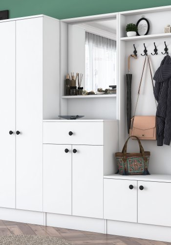 FUNZI LIVING M2 entrést, m. knager, spejl, 6 lger, 1 skuffe, 9 hylder - hvid melamin