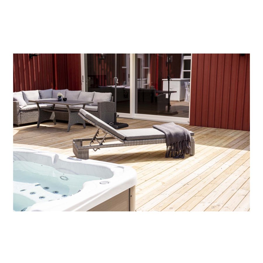 VENTURE DESIGN London udendrs liggestol m. gr stofhynde og hjul - gr rattan og aluminium