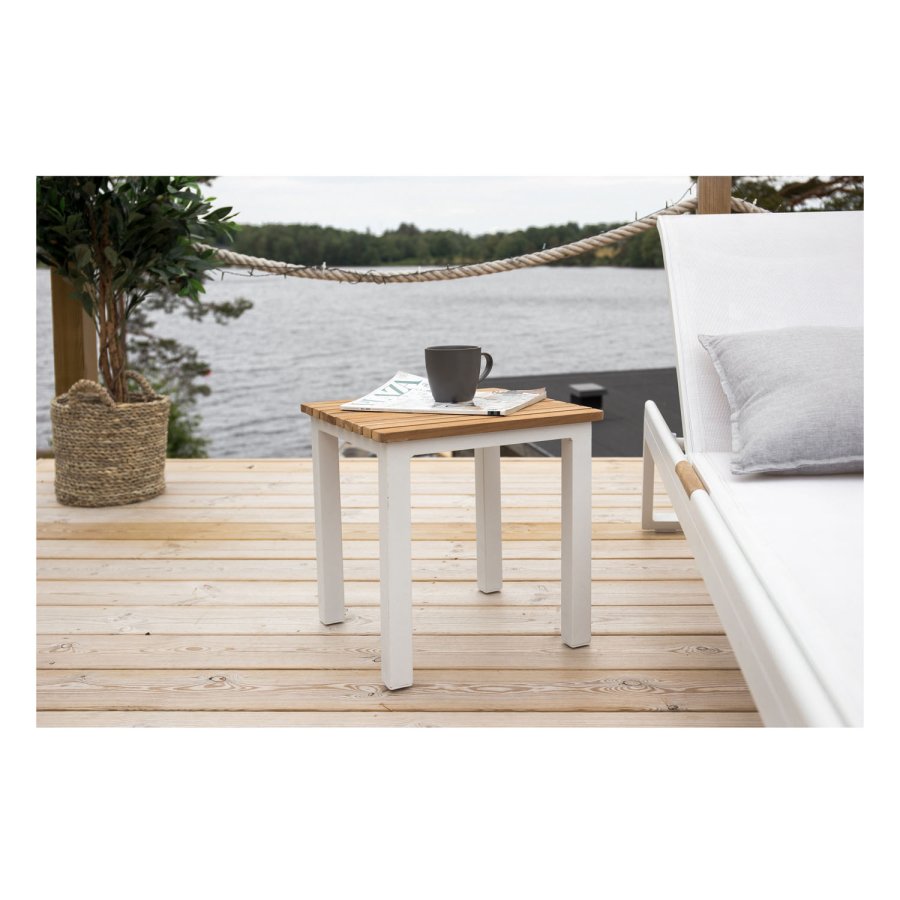 VENTURE DESIGN kvadratisk Mexico udendrs sidebord - natur teaktr og hvid aluminium (40x40)