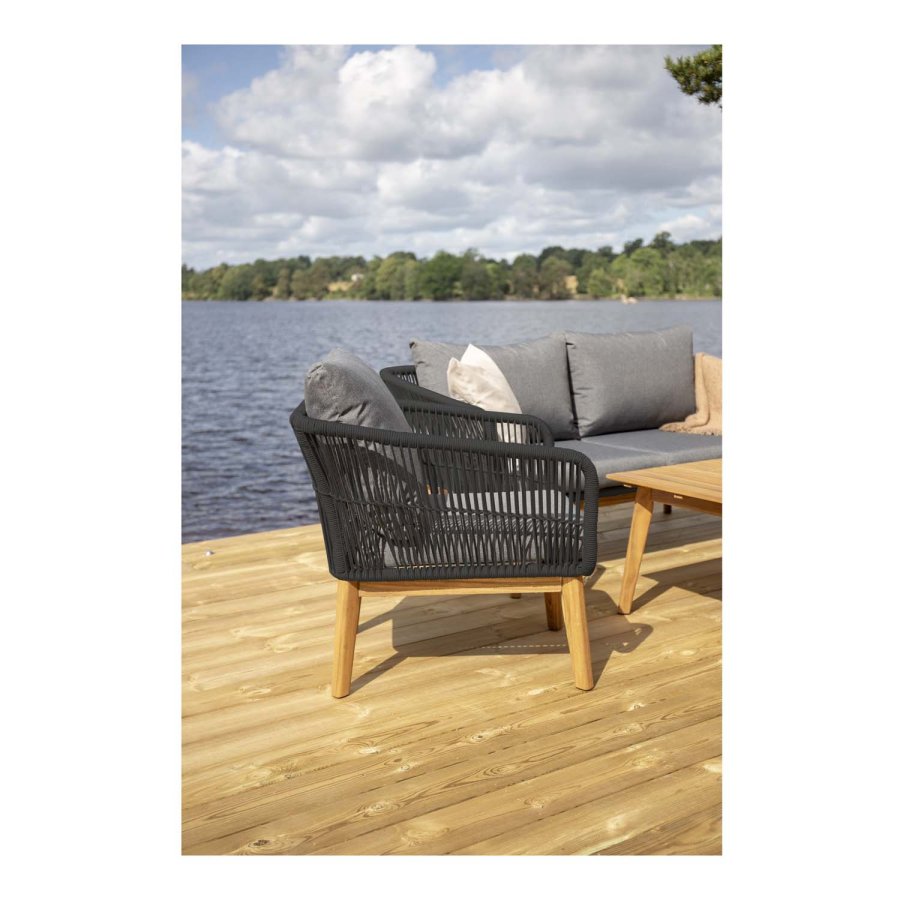 VENTURE DESIGN Chania havest - natur akacietr og sort stl