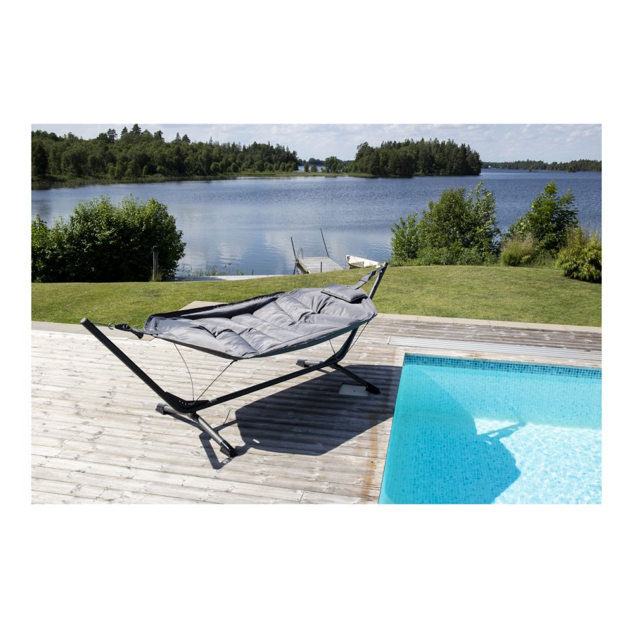 VENTURE DESIGN Niño udendrs hngekje - sort stof, stl og plastik 