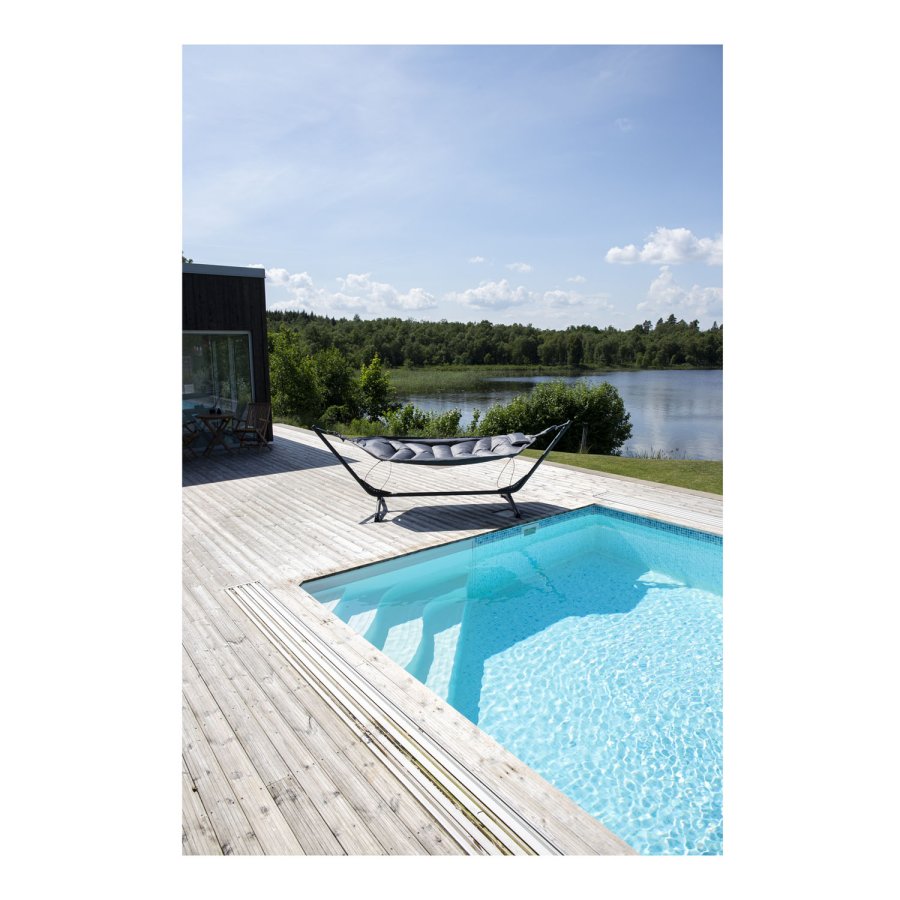 VENTURE DESIGN Niño udendrs hngekje - sort stof, stl og plastik 