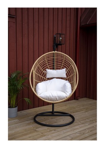 VENTURE DESIGN rund Viga udendrs hngestol m. hynde - offwhite stof, natur rattan og sort stl