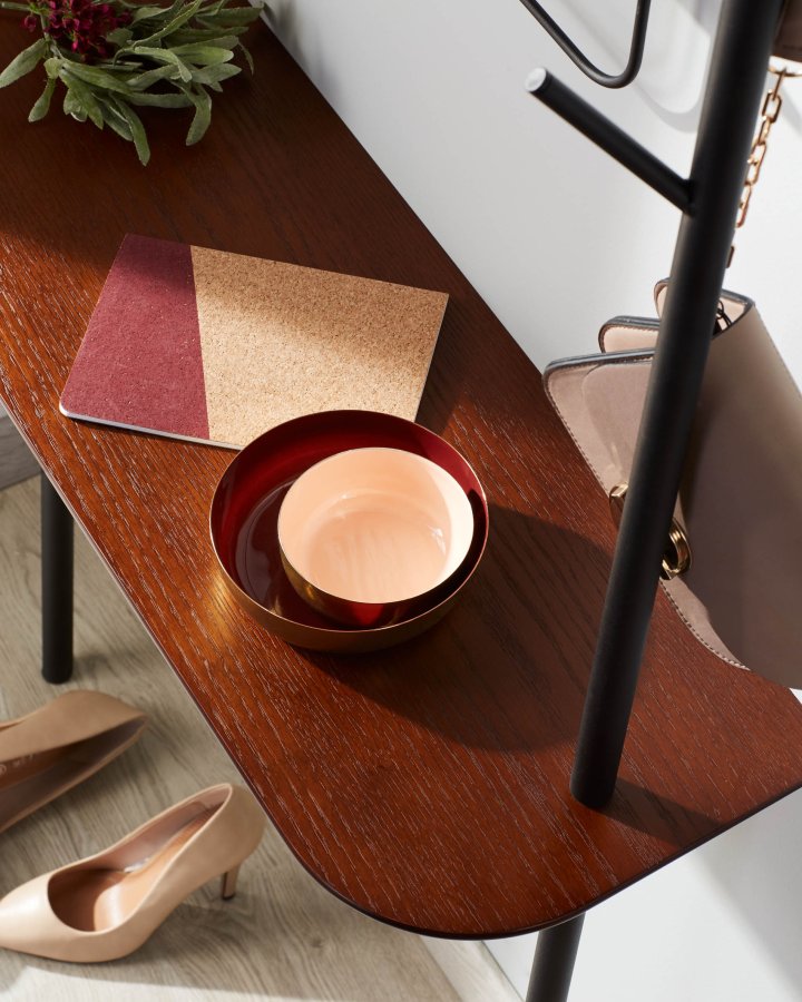 KAVE HOME Marcolina knagerkke m. hylde - brun egetrsfiner og sort metal