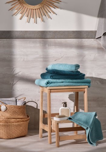 KAVE HOME rektangulr Nell fodskammel m. trin - natur birketr