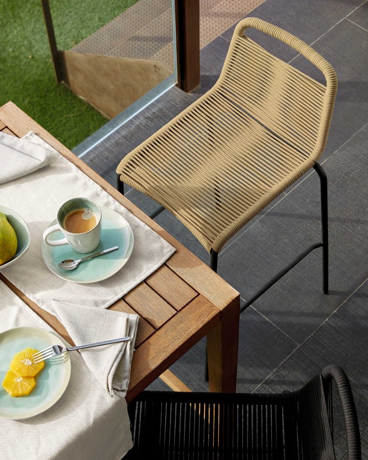 KAVE HOME Beige Glenville barstol til haven, m. rygln og fodsttte - stl (88cm)