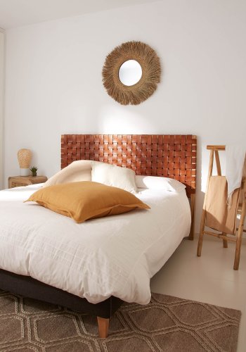 KAVE HOME Calixta sengegavl - brun lder og natur teaktr (til 150 cm senge)