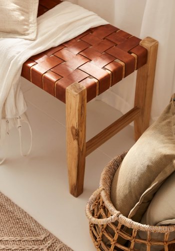 KAVE HOME Calixta bnk, rektangulr - brun lder og natur teaktr (120x40)