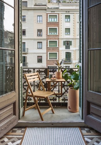 KAVE HOME Amarillis klapbord til haven - natur akacietr (40x42)