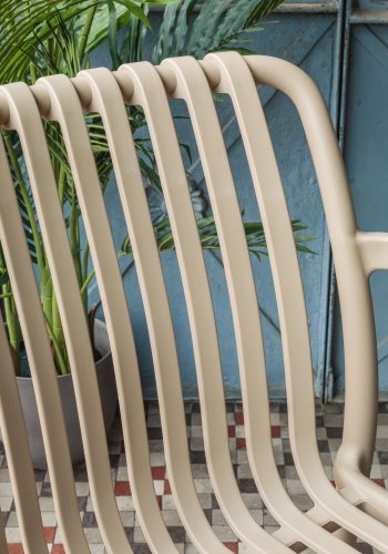 KAVE HOME Isabellini havestol, m. armln - beige polypropylen