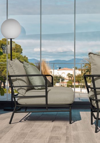 KAVE HOME Mareluz havestol, m. armln - gr polyester og sort stl