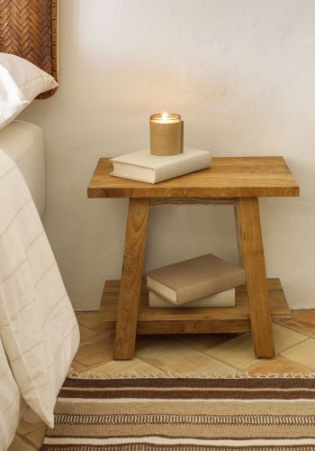 KAVE HOME Safara fodskammel, m. hylde natur genanvendt teak (50x32)