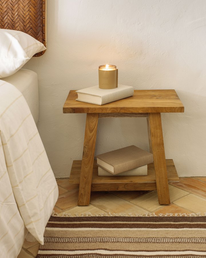 KAVE HOME Safara fodskammel, m. hylde natur genanvendt teak (50x32)