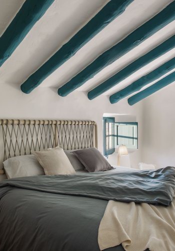 KAVE HOME Aberash sengegavl - natur mindi tr og gr snor (til 160 cm senge)