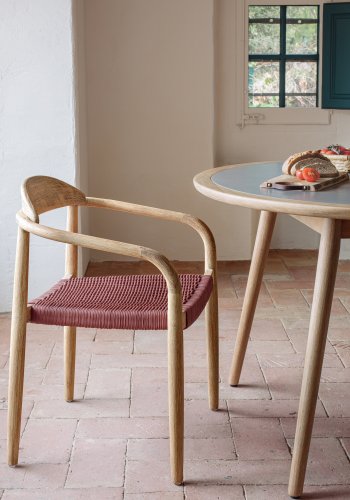 KAVE HOME Glynis spisebordsstol, m. armln - terracotta reb og natur eukalyptustr