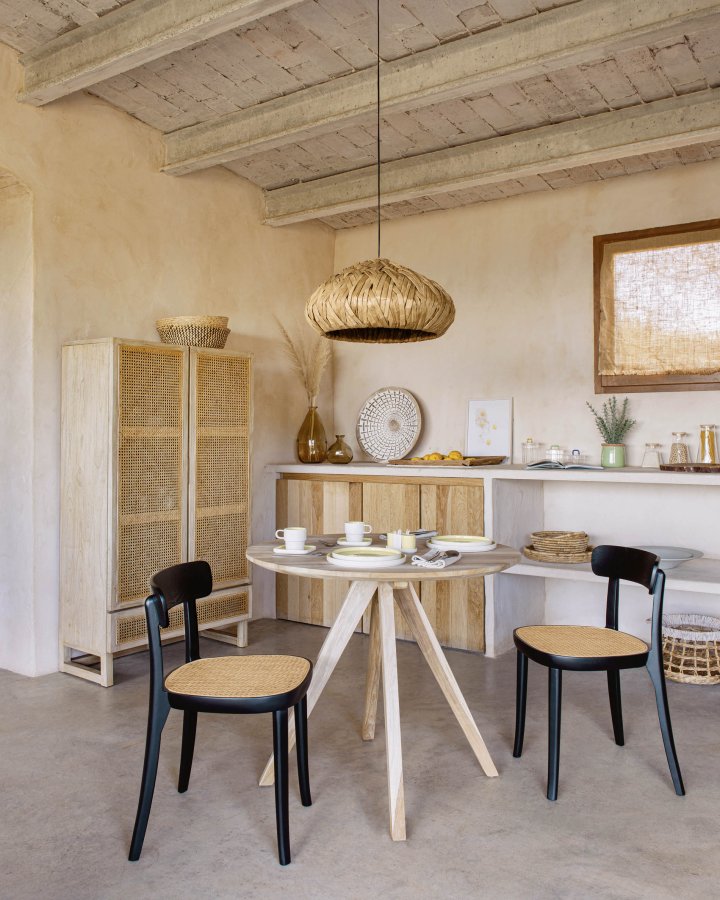 KAVE HOME Romane spisebordsstol - natur rattan og sort askefinér/bgetr