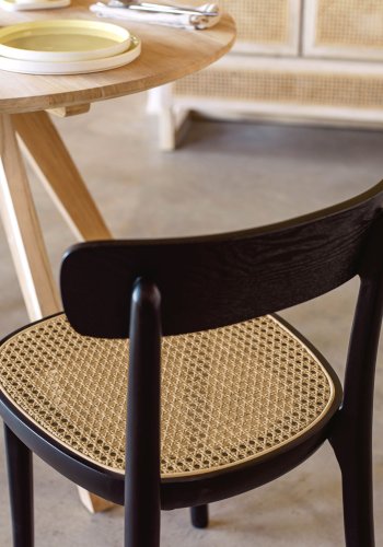 KAVE HOME Romane spisebordsstol - natur rattan og sort askefinér/bgetr