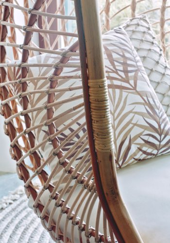 KAVE HOME Ekaterina hngestol, m. stofhynde - natur rattan