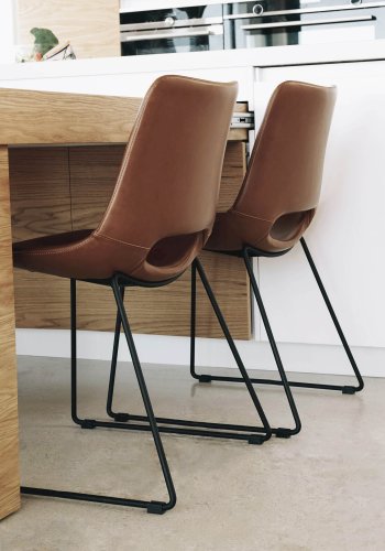 KAVE HOME Ziggy spisebordsstol - lysebrun PU og sort stl