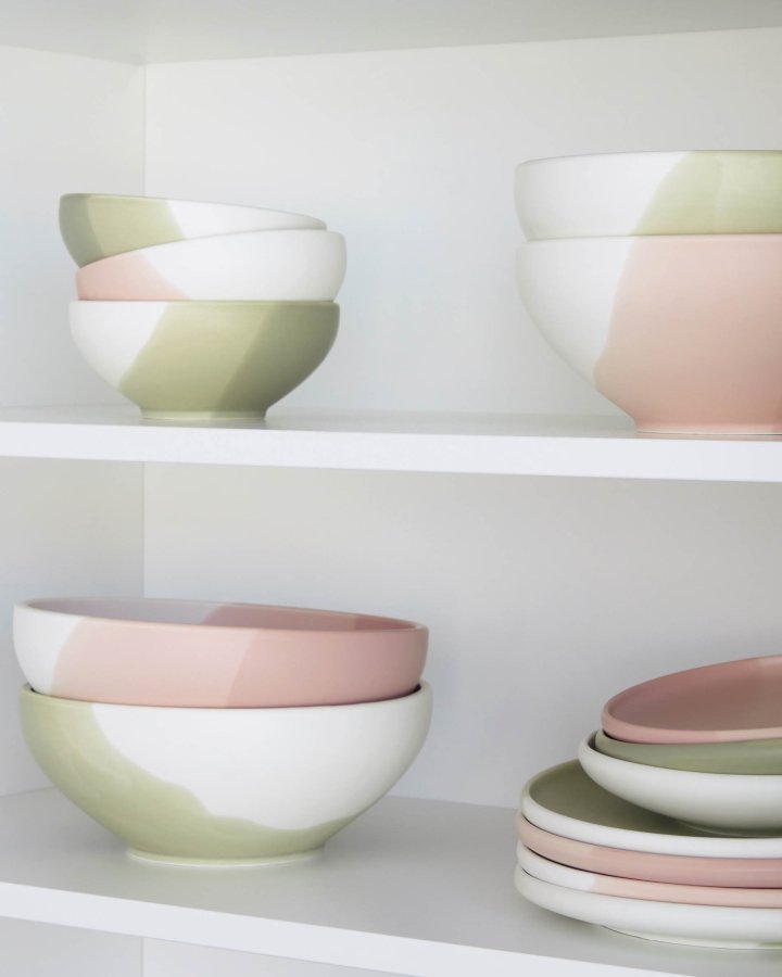 KAVE HOME Sayuri stor skl - grn og hvid porceln (24,3)