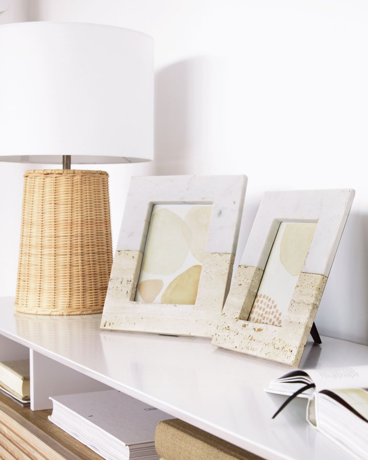KAVE HOME Uria fotoramme, rektangulr - hvid marmor og beige sten (23x18)