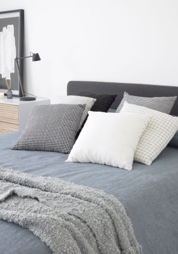 KAVE HOME Dyla sengebetrk - sort stof (til en 160x200cm sengeramme)