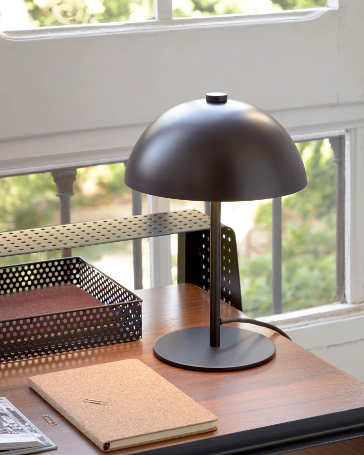KAVE HOME Aleyla bordlampe - rd metal