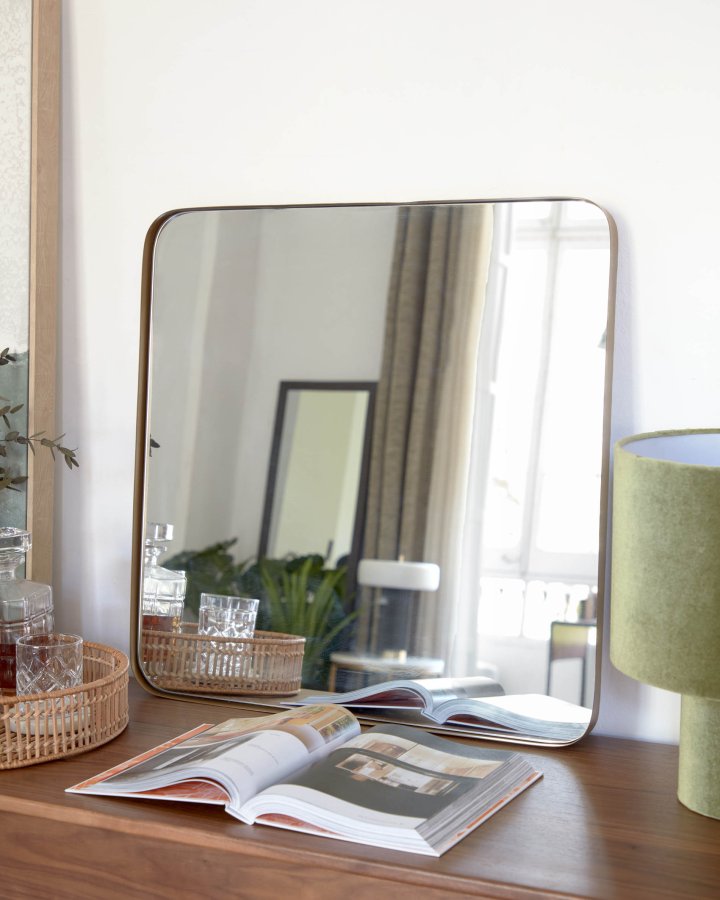 KAVE HOME Marco vgspejl, kvadratisk - spejlglas og guld stl (60x60)