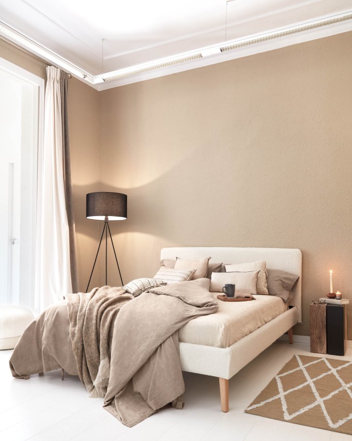 KAVE HOME Ognak sidebord - natur teaktr og metal, kvadratisk (29x29)