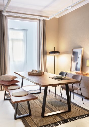 KAVE HOME Brunilda gulvtppe - brun/sort sgrs/uld/bomuld (160x230)