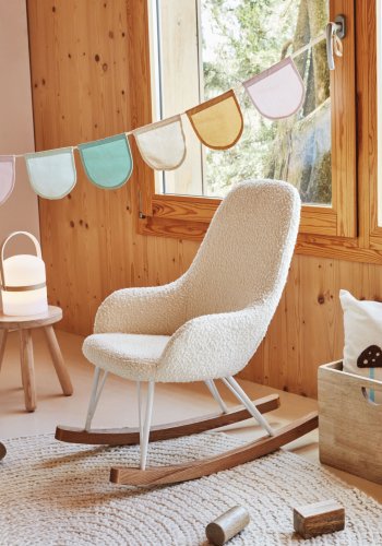 KAVE HOME Ivette brne gyngestol, m. armln - hvid stof/stl og brun asketr 