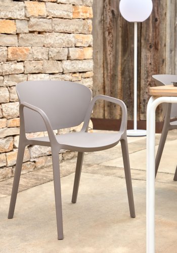 KAVE HOME Ania havestol, m. armln - brun polypropylen