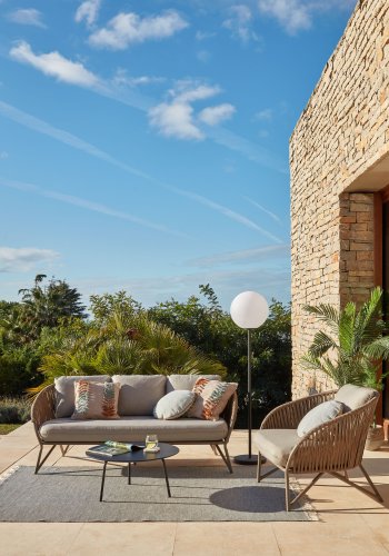 KAVE HOME Branzie lnestol - brunt metal og reb, m. grnbrune hynder, m. armln