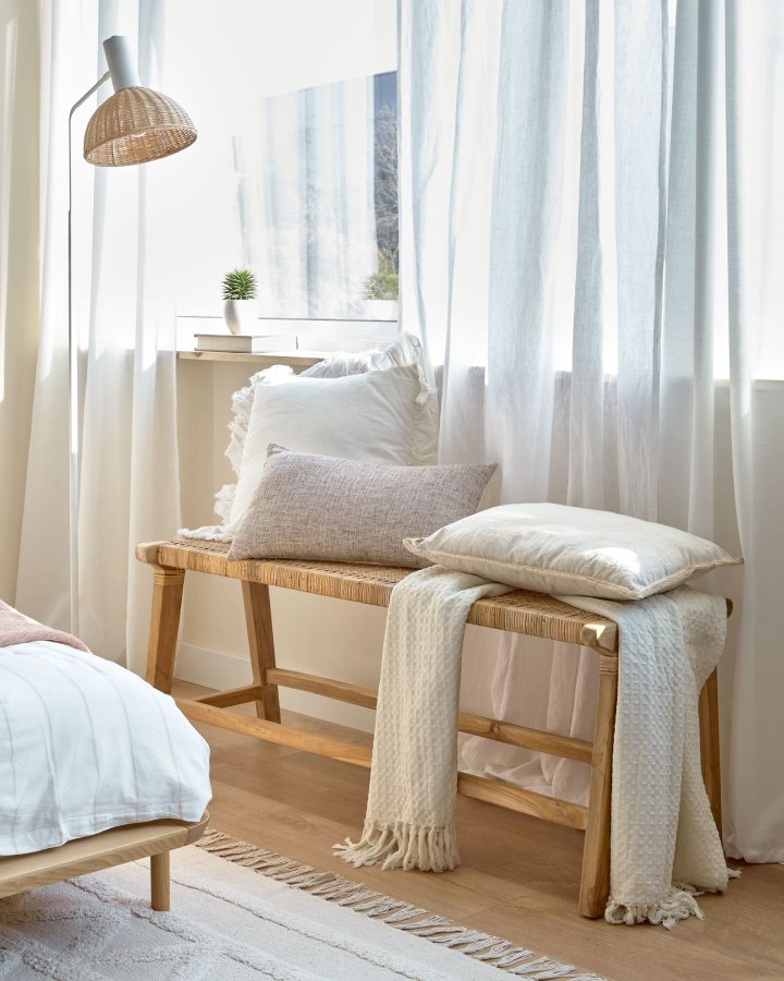 KAVE HOME Beida bnk, rektangulr - natur rattan og teaktr (120x40)